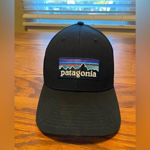 Patagonia - P6 LoPro Trucker Hat